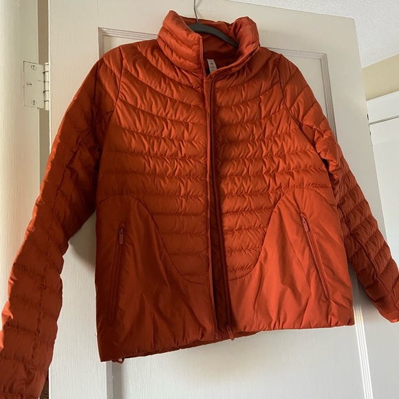 Lululemon Light Weight Relaxed Fit Down Jacket - Picture 2 of 6